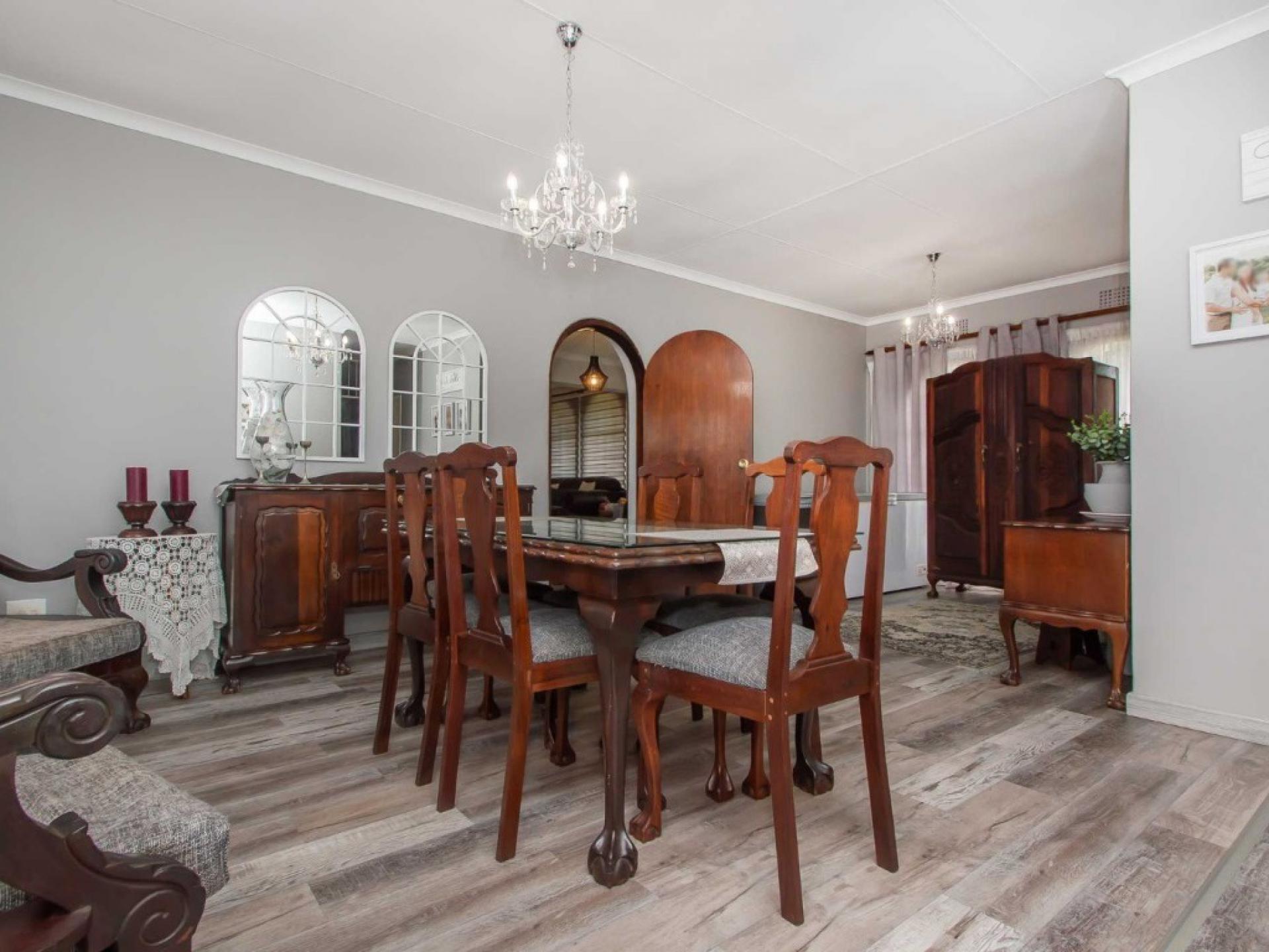  of property in Wilropark