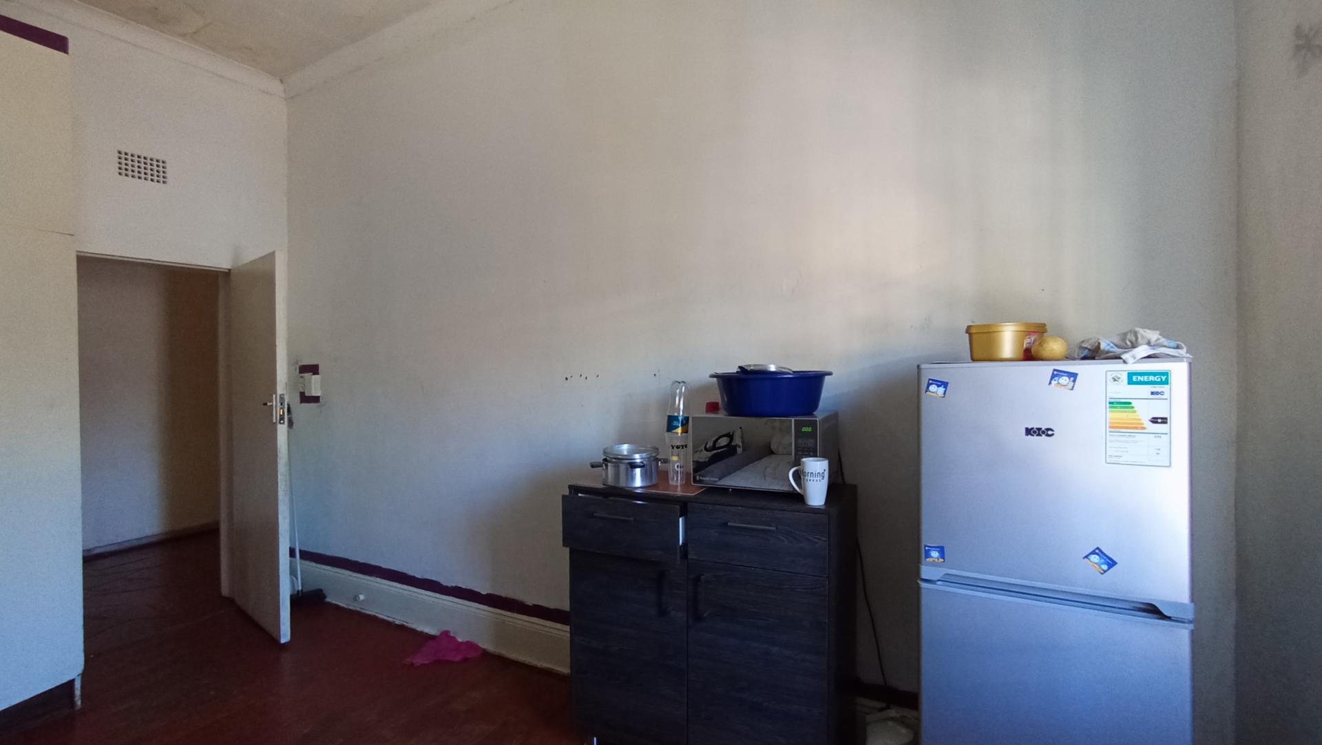 Bed Room 3 - 20 square meters of property in Rosettenville