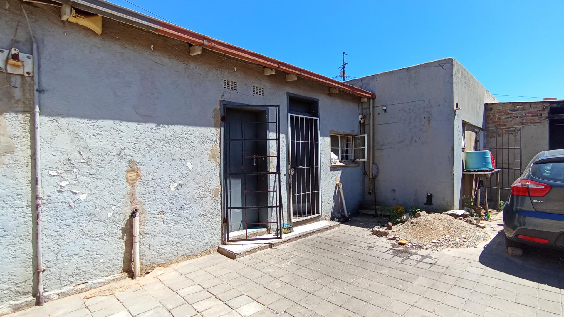Rooms of property in Rosettenville