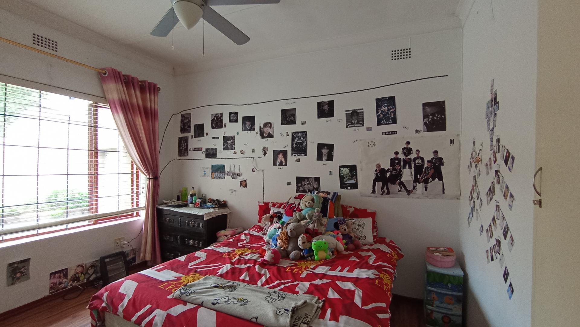 Bed Room 1 - 23 square meters of property in Parkmore