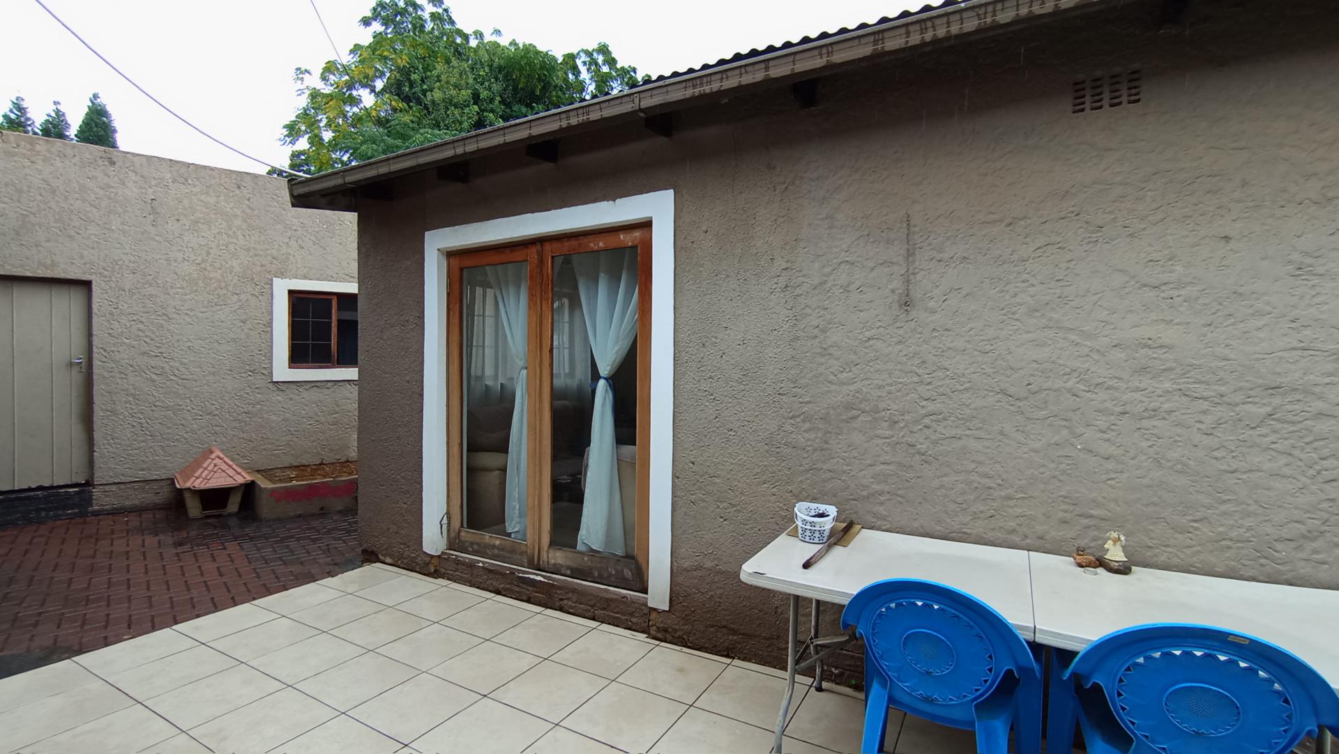 Front View of property in Parkmore