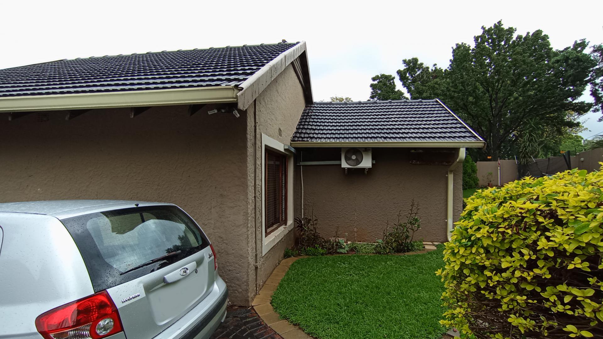 Front View of property in Parkmore