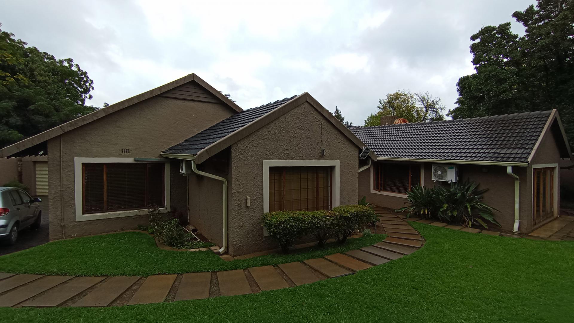 Front View of property in Parkmore