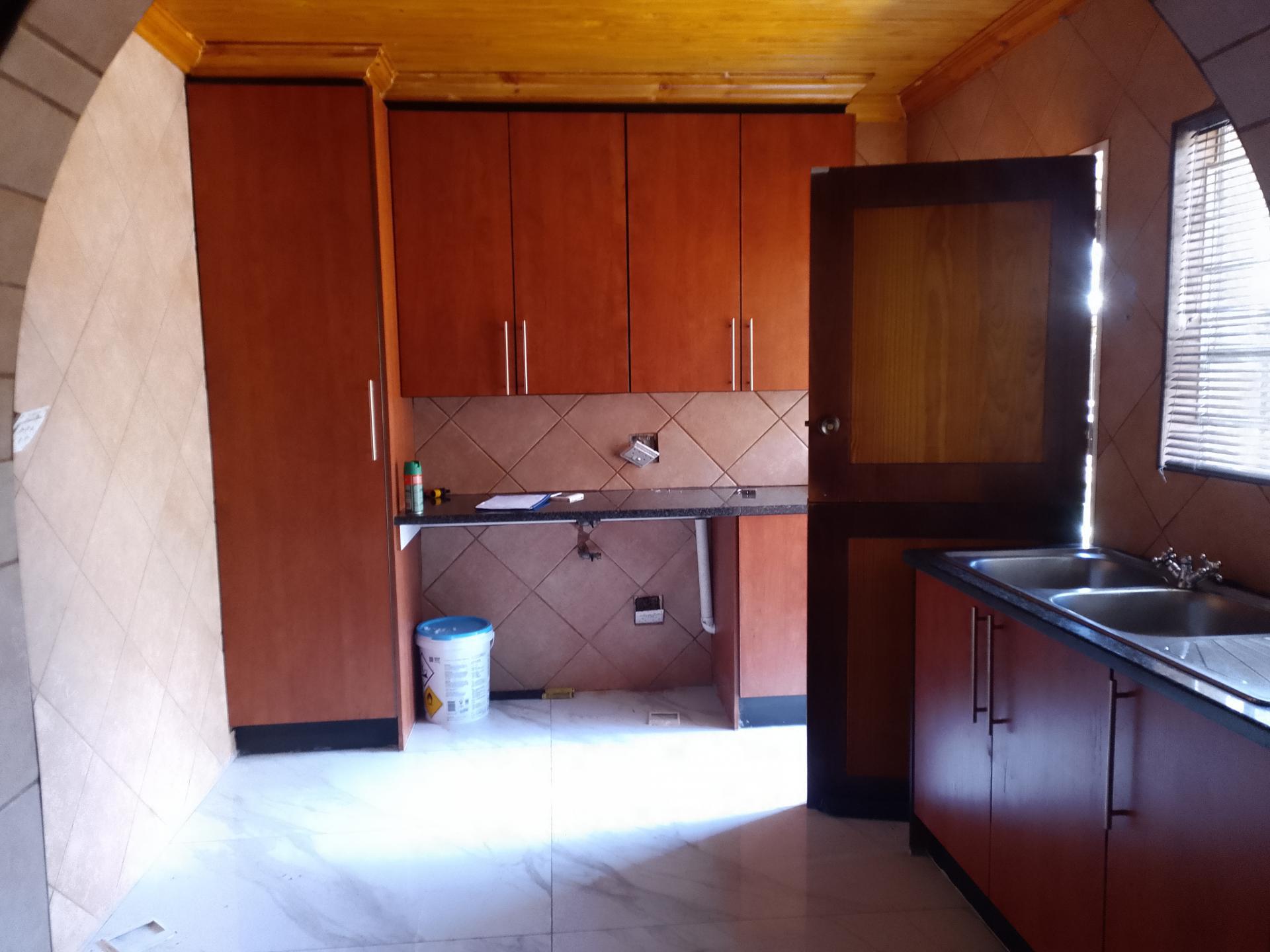 Scullery - 9 square meters of property in Princess A.H.