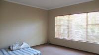 Bed Room 2 - 15 square meters of property in Princess A.H.