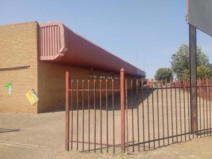 Commercial for Sale For Sale in Mogwase - MR669246