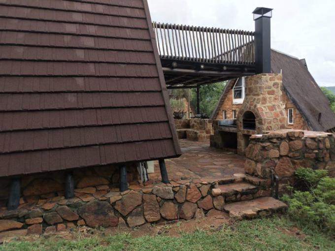 2 Bedroom House for Sale For Sale in Rustenburg - MR669256