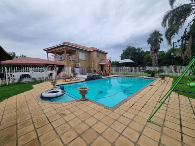 Smallholding for Sale For Sale in Waterkloof (Rustenburg) - MR669259