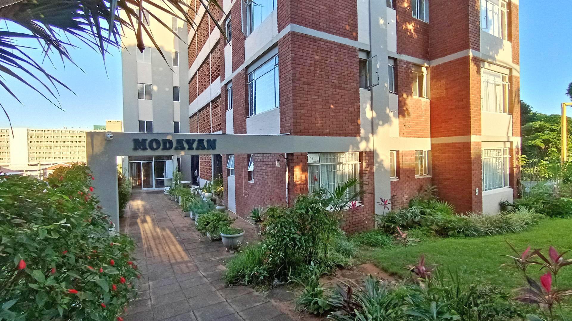 Front View of property in Essenwood