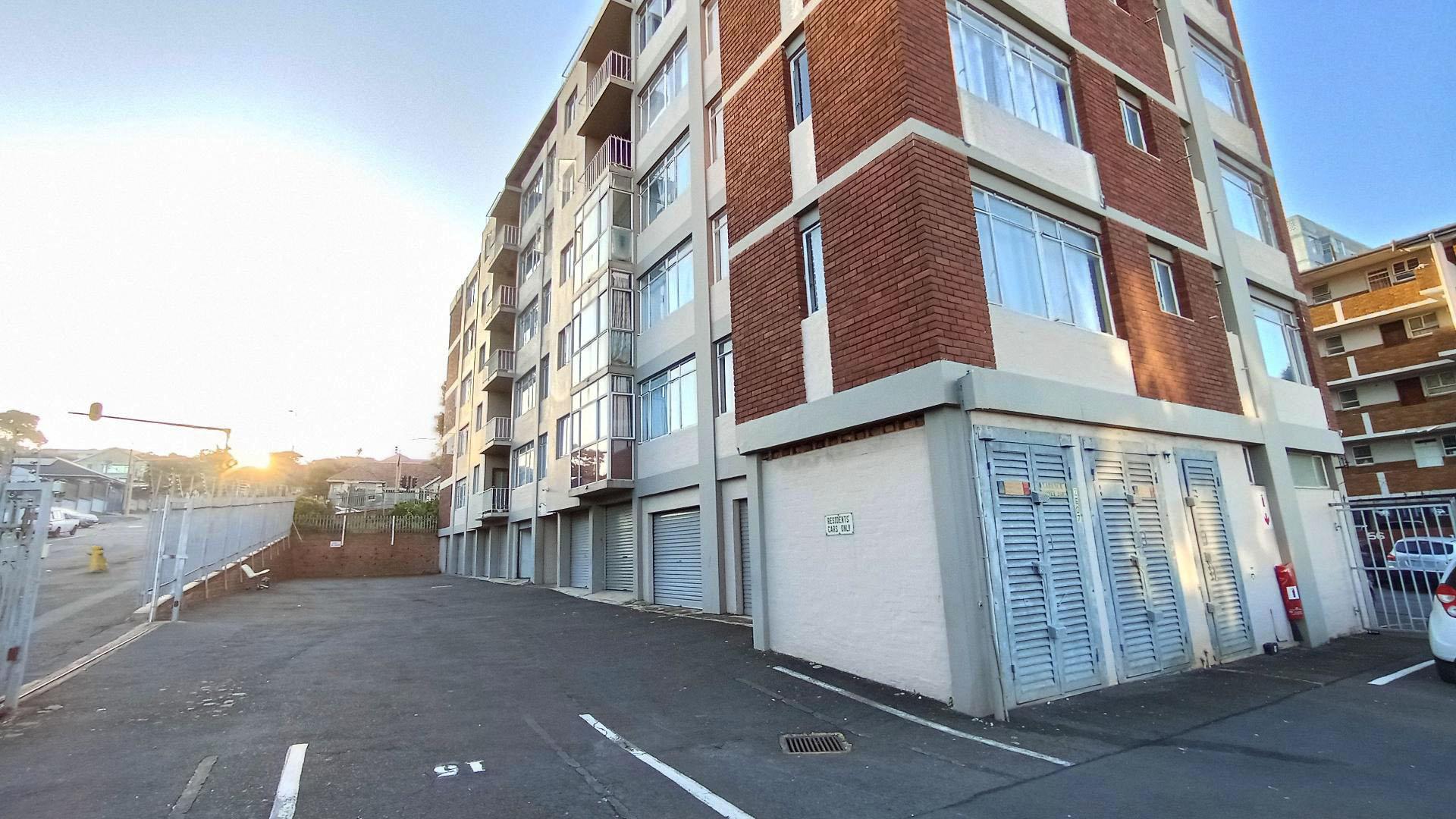 Front View of property in Essenwood