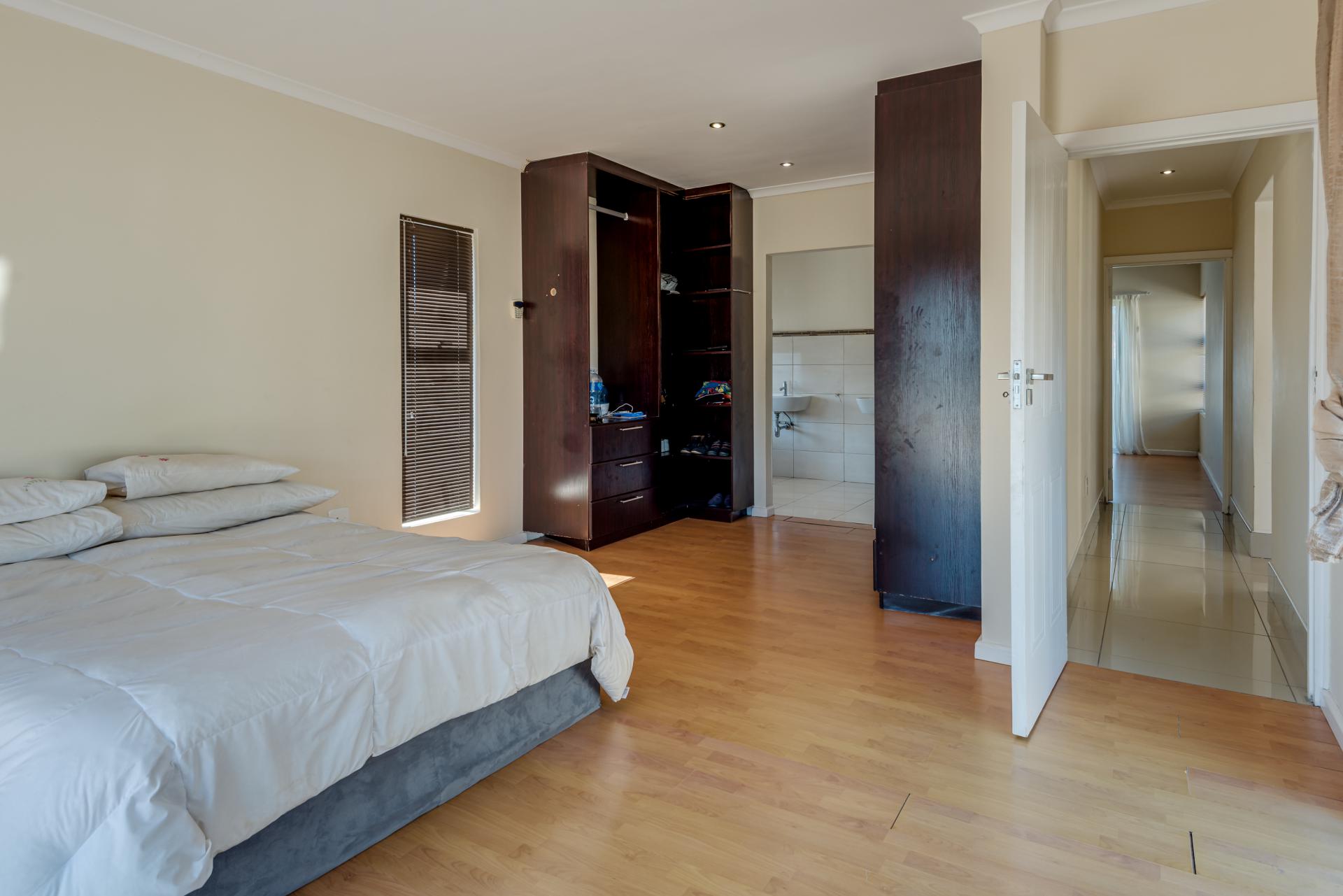  of property in Lovemore Park