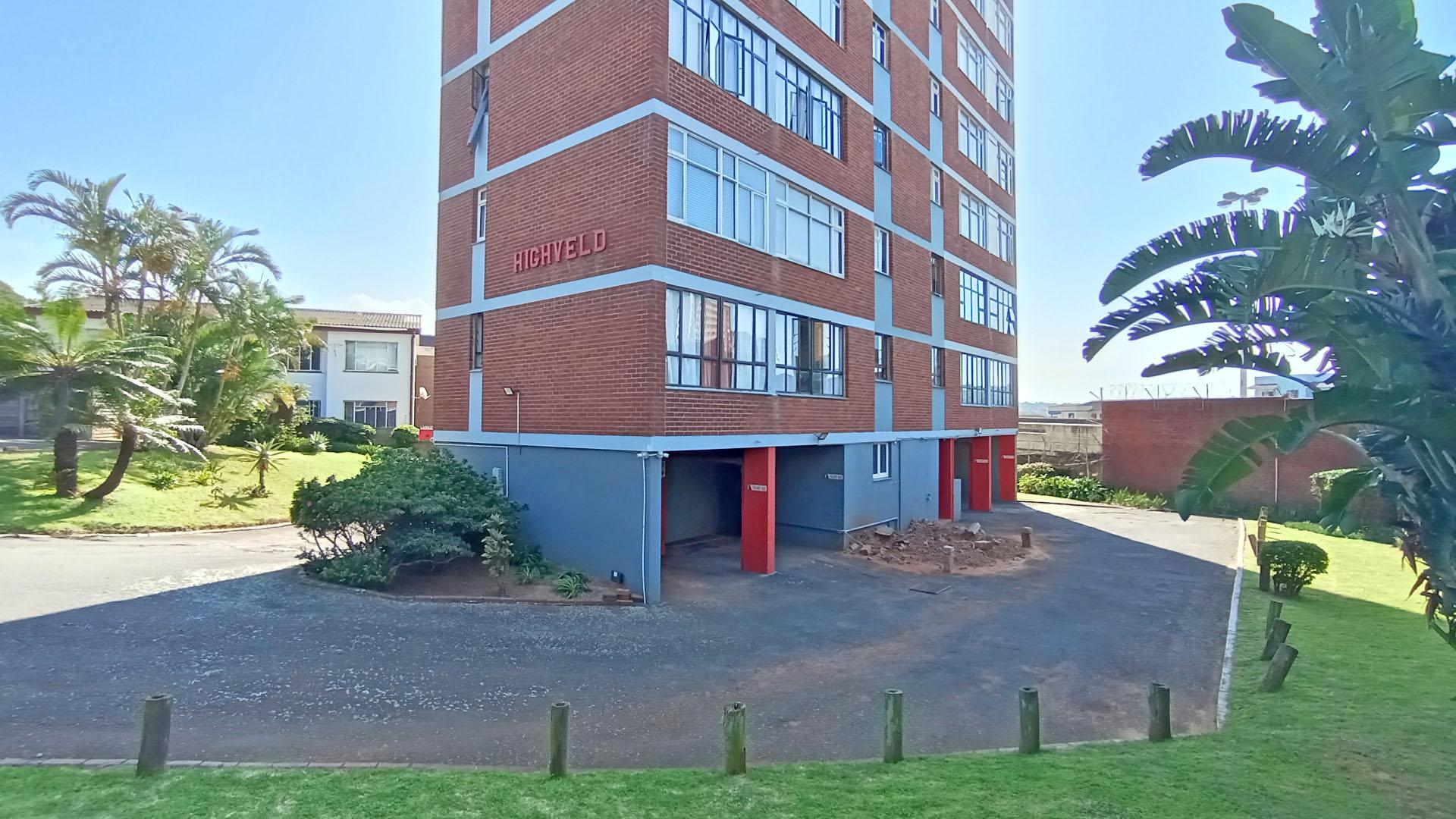 Front View of property in Westridge