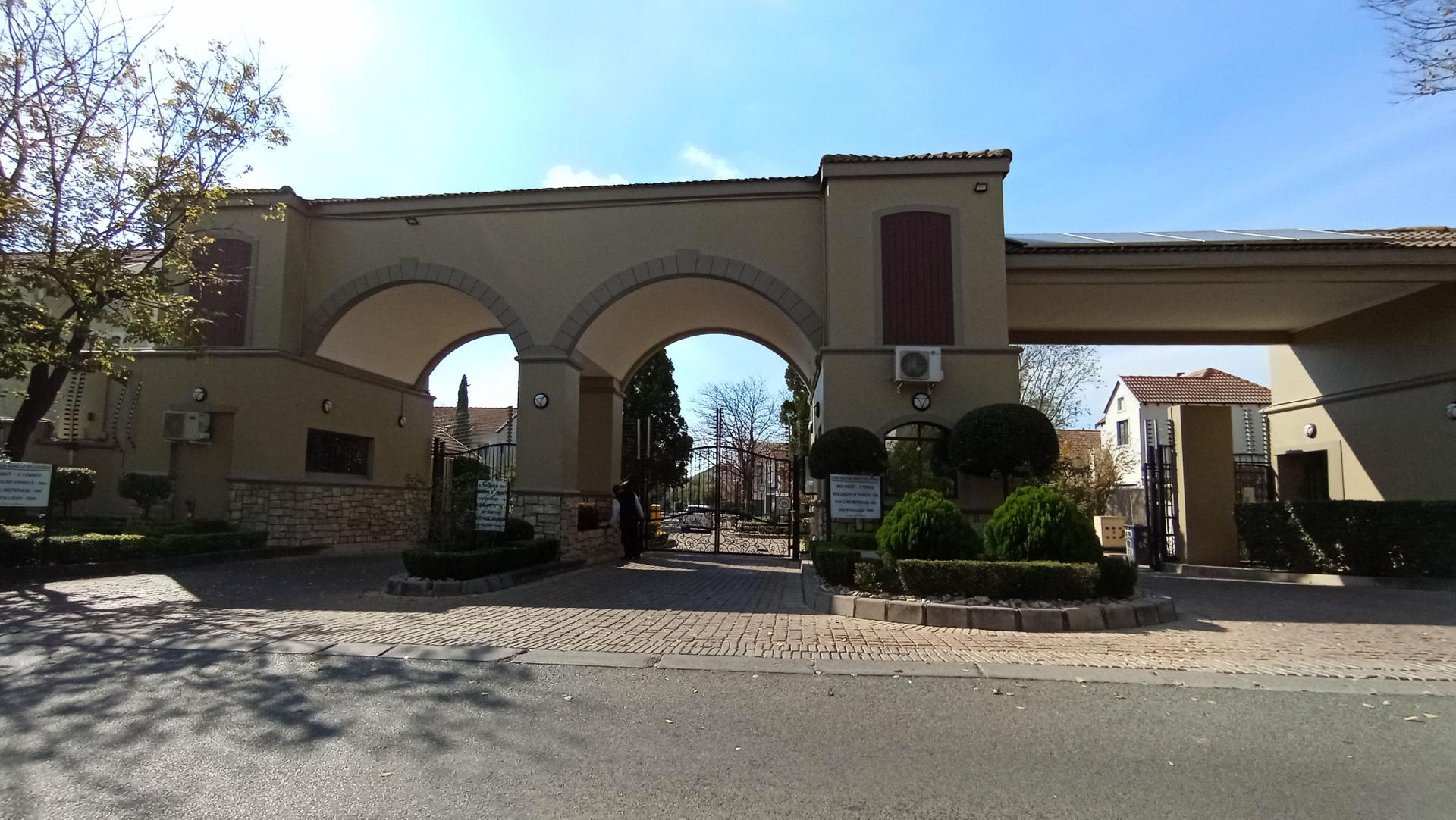 Front View of property in Broadacres