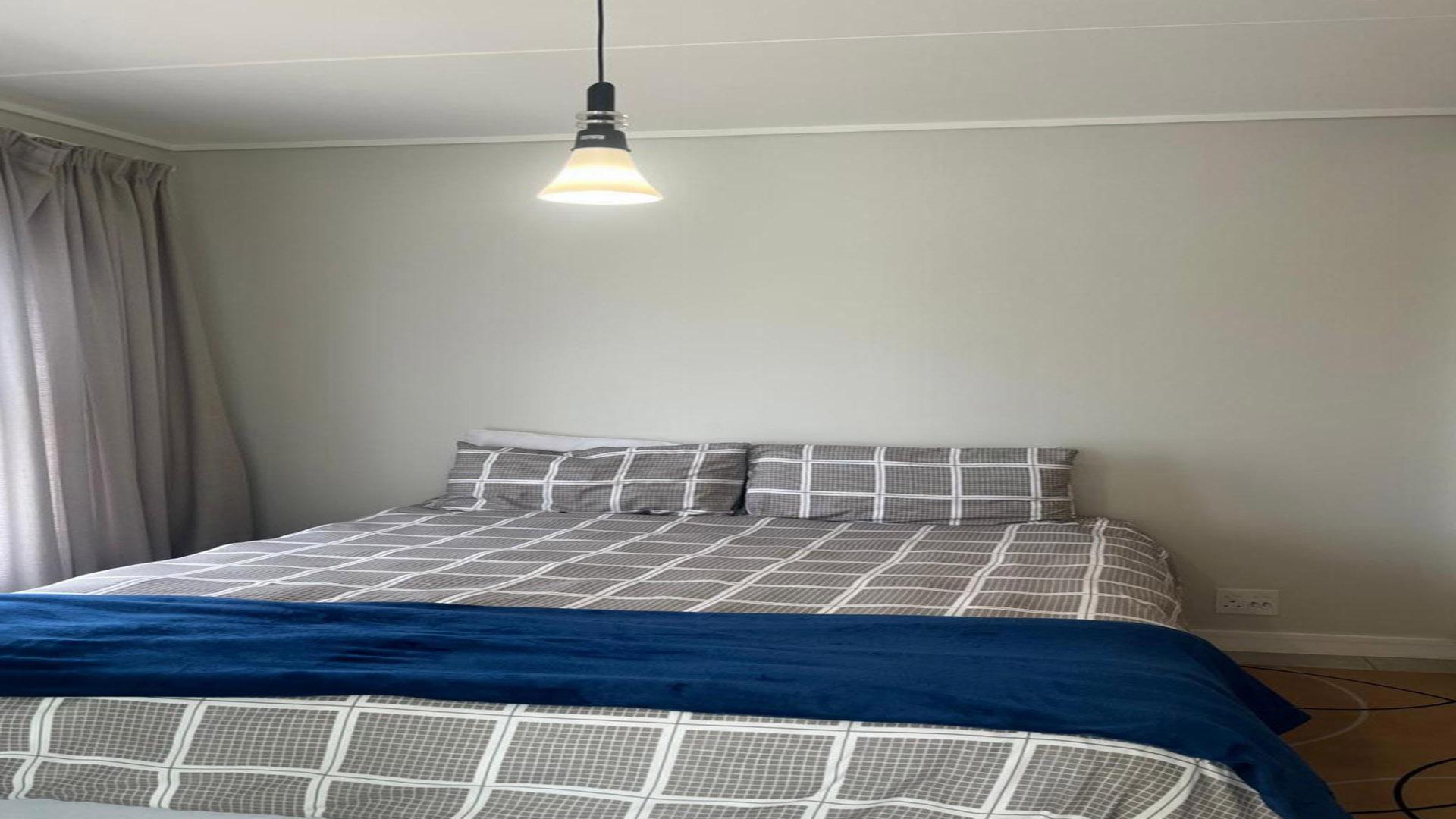 Bed Room 1 of property in Midrand Estates