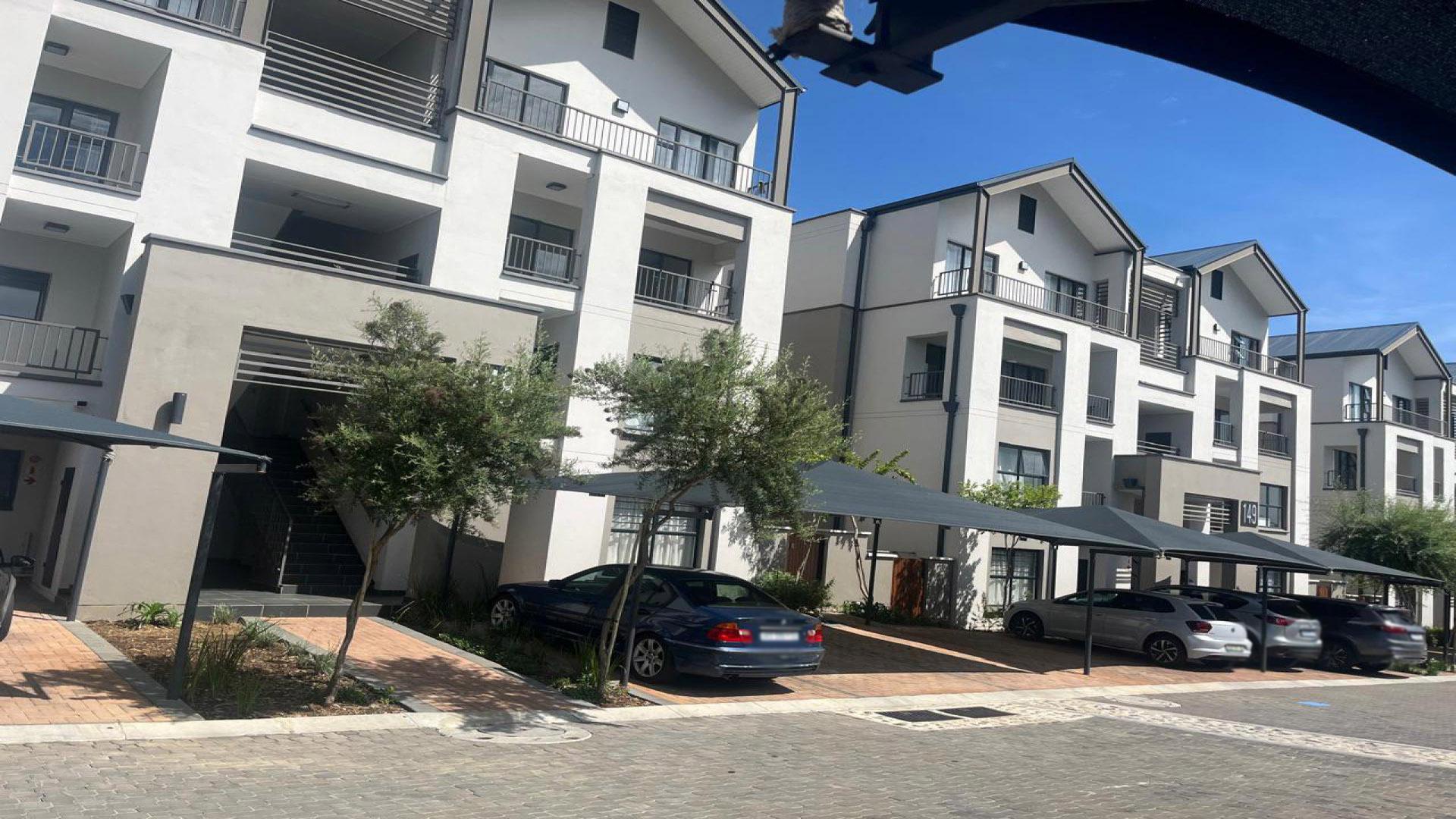 Front View of property in Midrand Estates