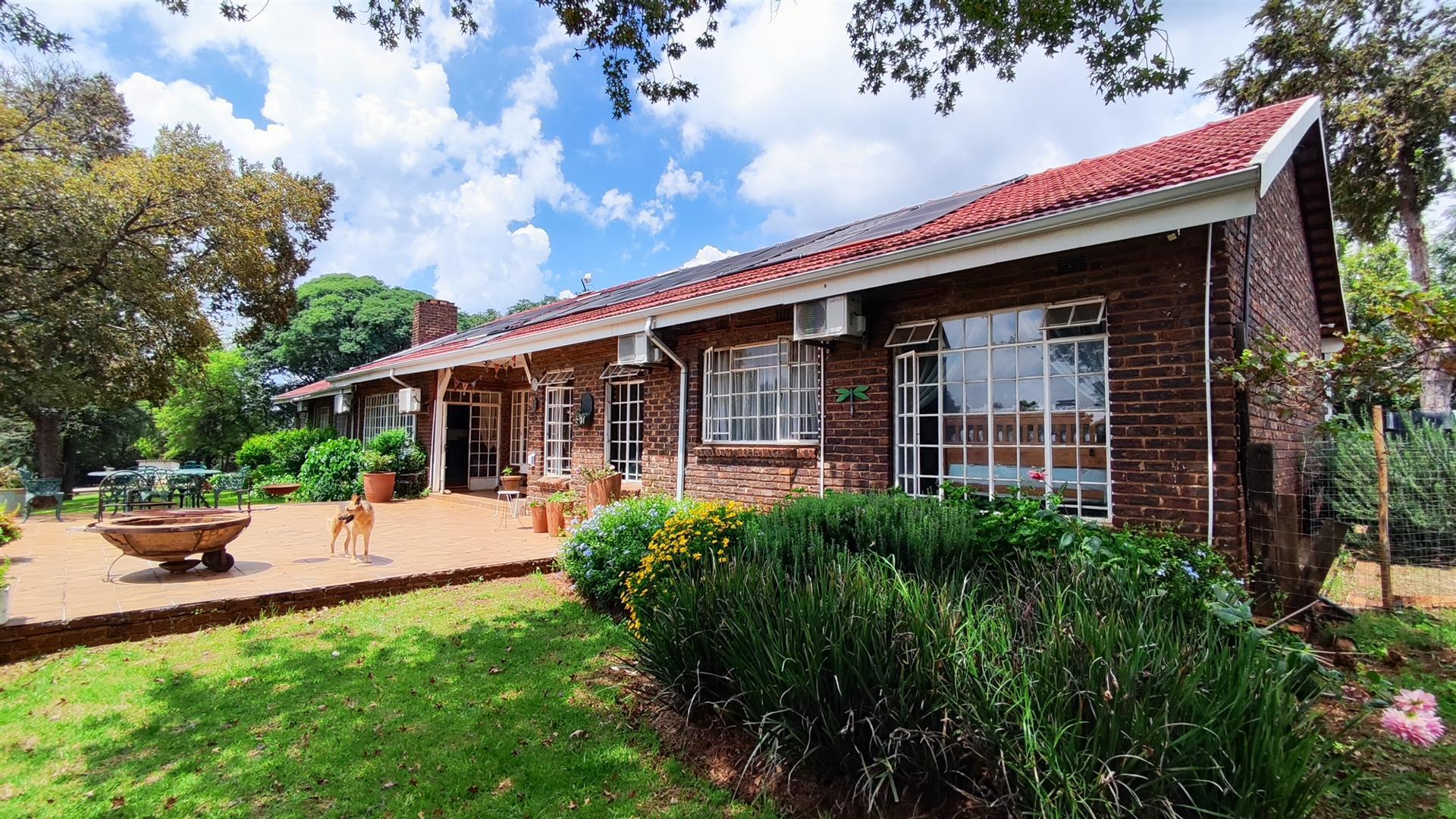 Backyard of property in De Deur