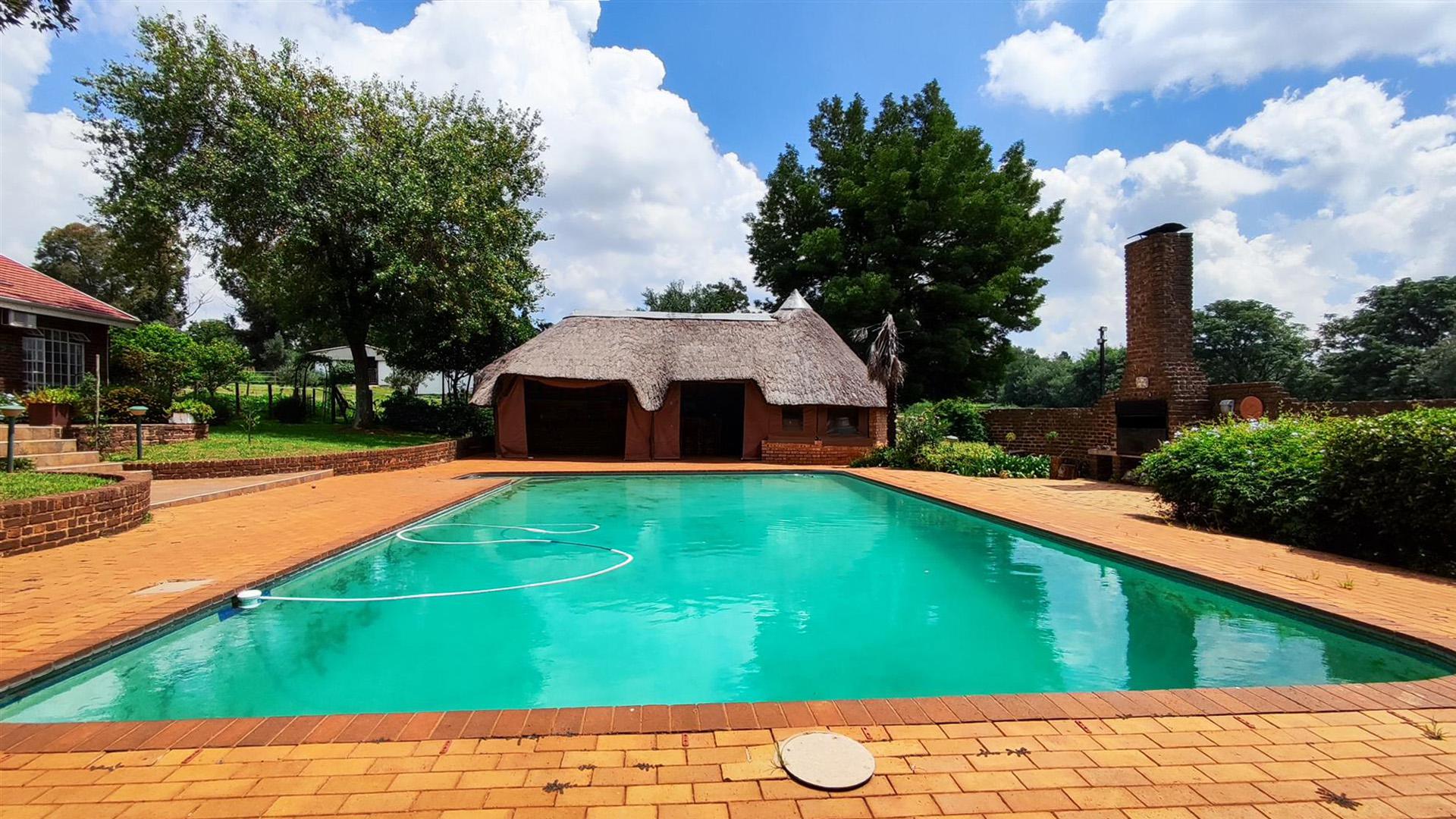 Garden of property in De Deur