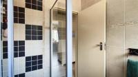 Bathroom 1 - 6 square meters of property in De Deur