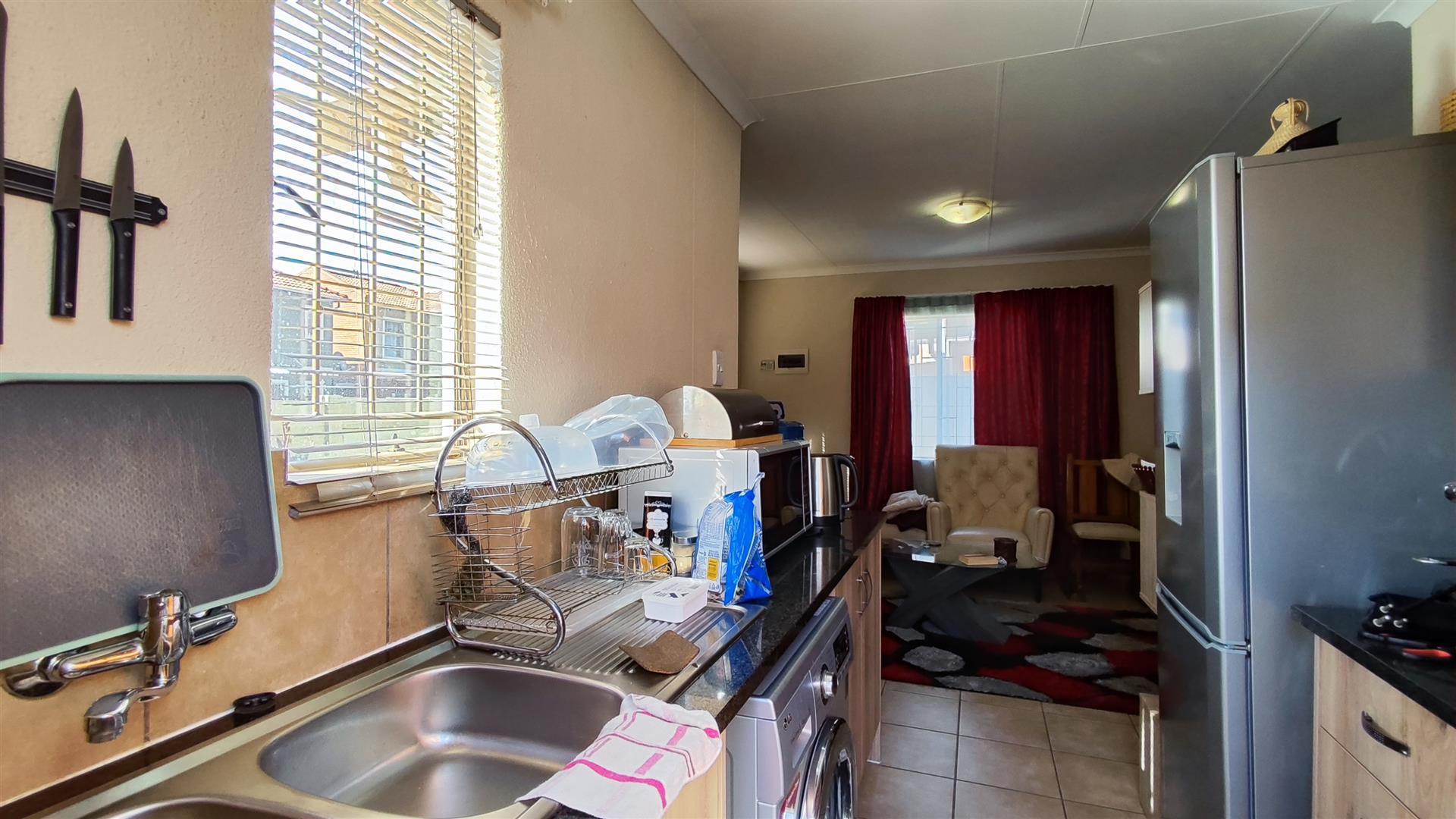 Kitchen - 7 square meters of property in Albertsdal