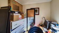 Bed Room 2 - 10 square meters of property in Albertsdal