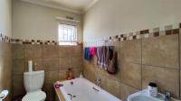 Bathroom 1 - 5 square meters of property in Albertsdal