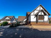 4 Bedroom 4 Bathroom Simplex for Sale for sale in Hillcrest - KZN