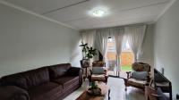 Lounges - 16 square meters of property in Rynfield