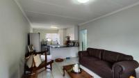 Lounges - 16 square meters of property in Rynfield