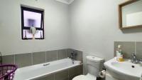 Bathroom 1 - 5 square meters of property in Rynfield
