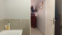 Bathroom 1 - 5 square meters of property in Riverside View