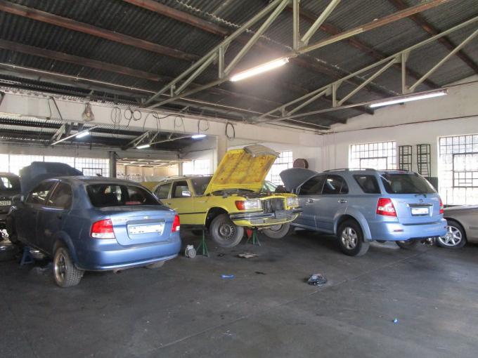 Commercial for Sale For Sale in Krugersdorp - MR669561