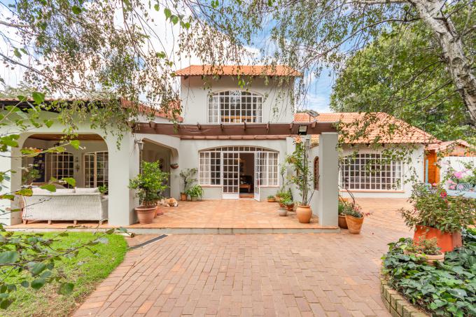 5 Bedroom House for Sale For Sale in Northcliff - MR669591