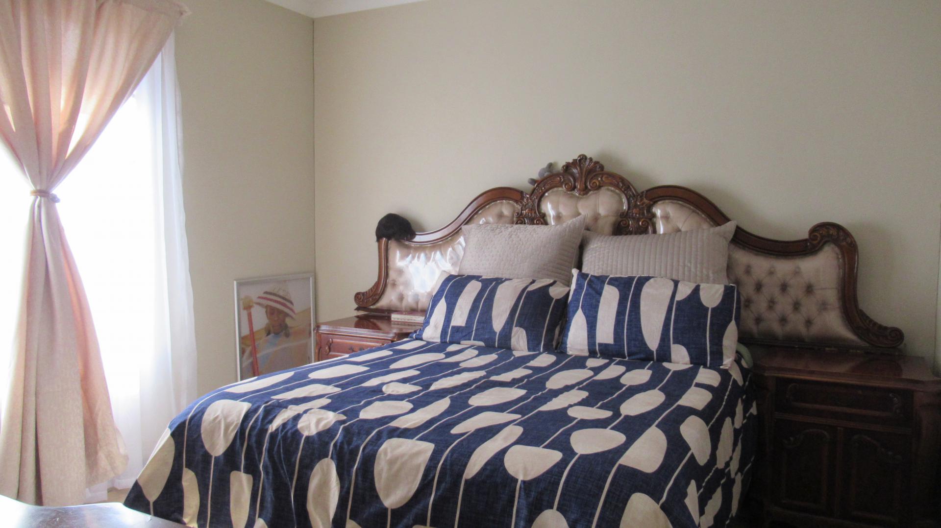 Main Bedroom - 12 square meters of property in Palm Ridge