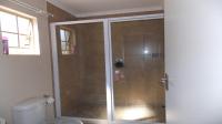 Bathroom 2 of property in Palm Ridge