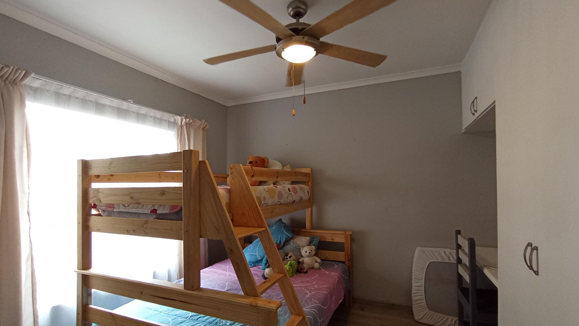 Bed Room 2 of property in Union