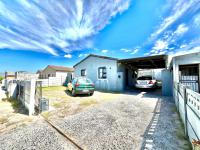  of property in Pelikan Park