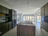  of property in Bendor