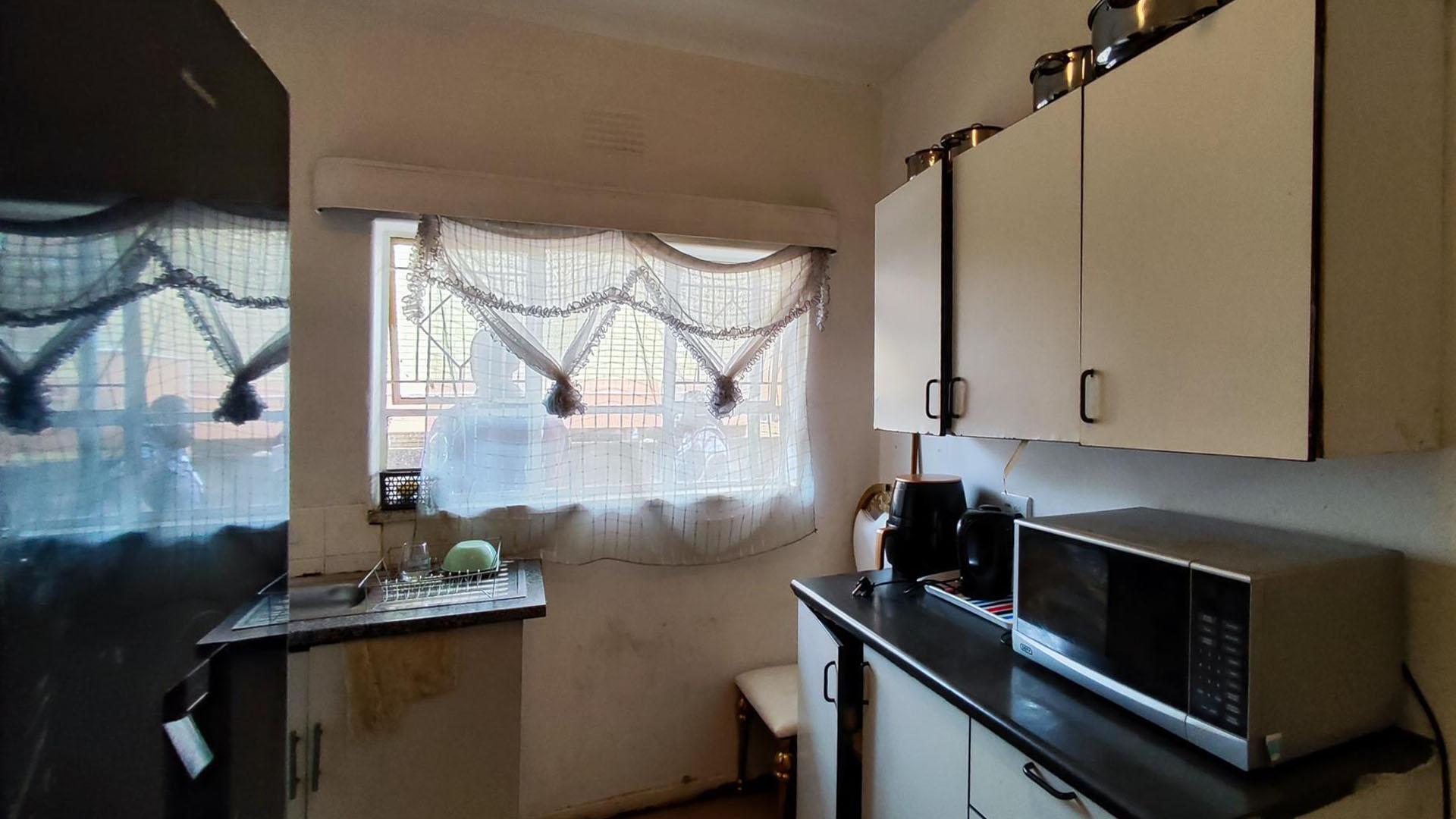 Kitchen - 7 square meters of property in Kempton Park