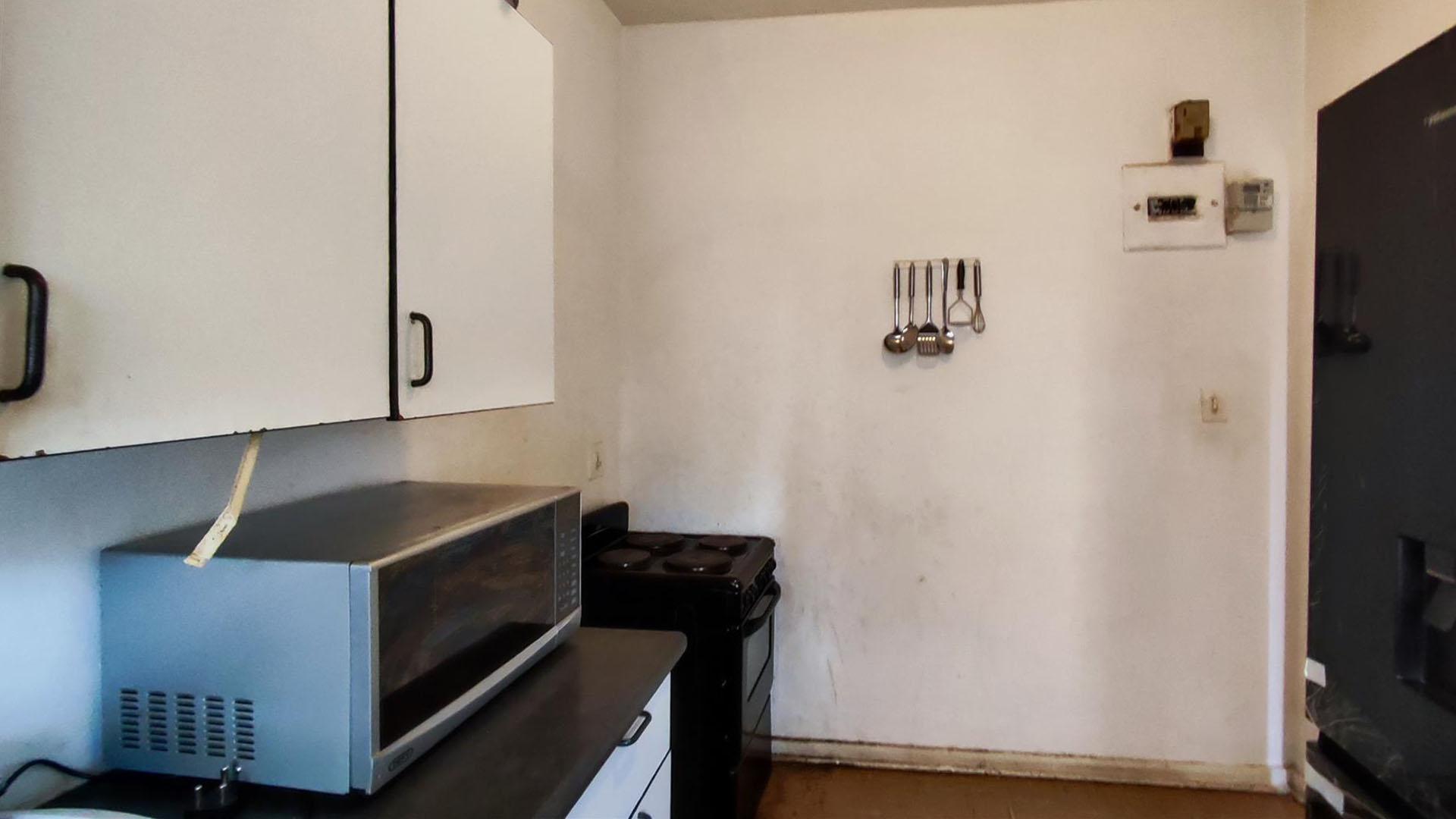 Kitchen - 7 square meters of property in Kempton Park