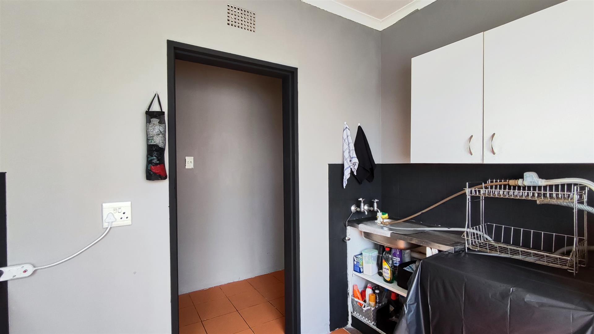 Kitchen - 8 square meters of property in Boksburg