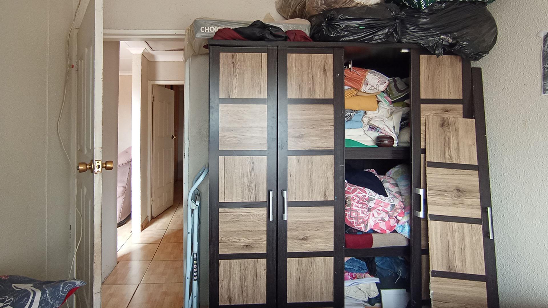 Bed Room 2 - 9 square meters of property in Mabopane