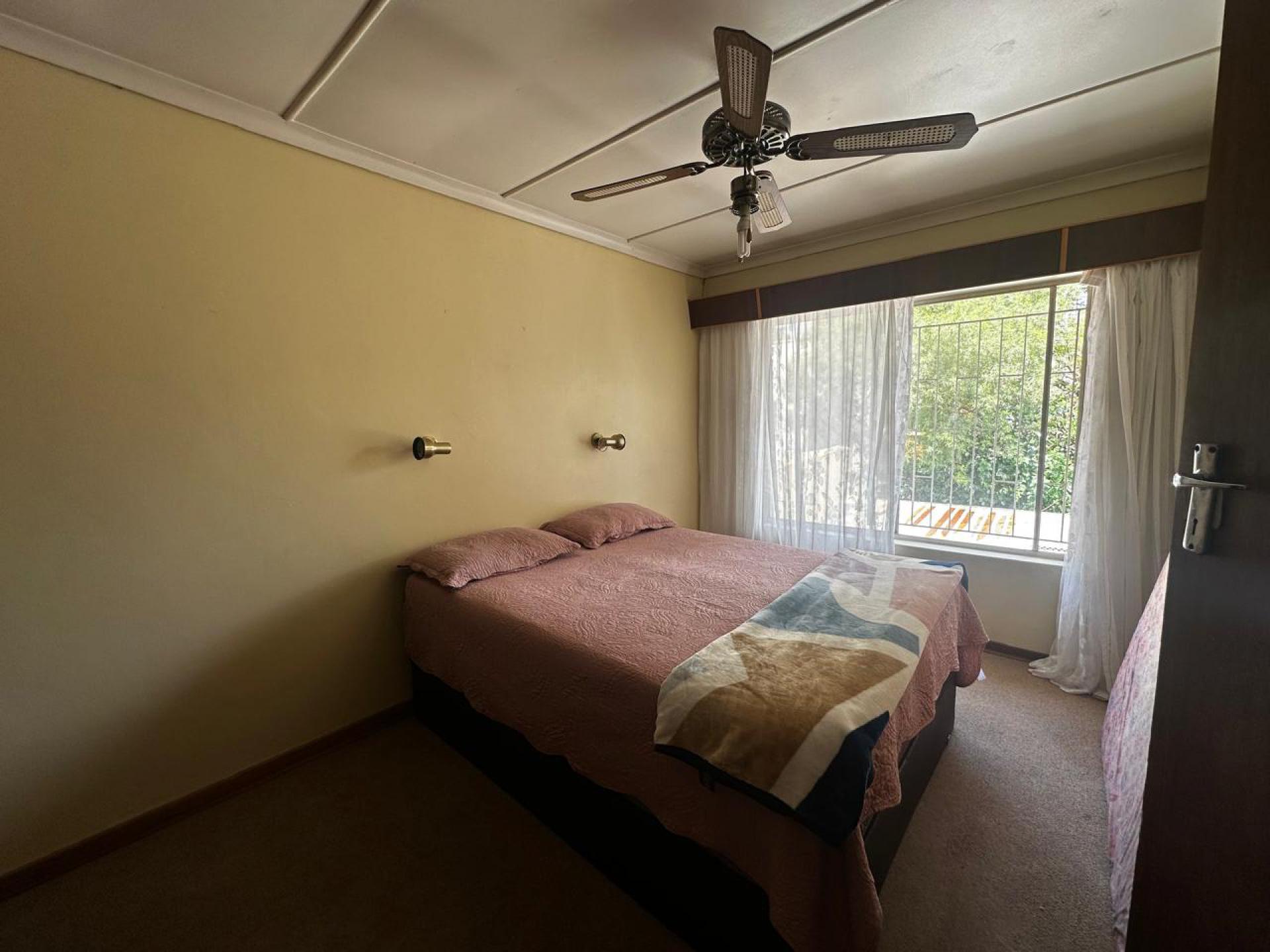 Bed Room 2 of property in Arboretum