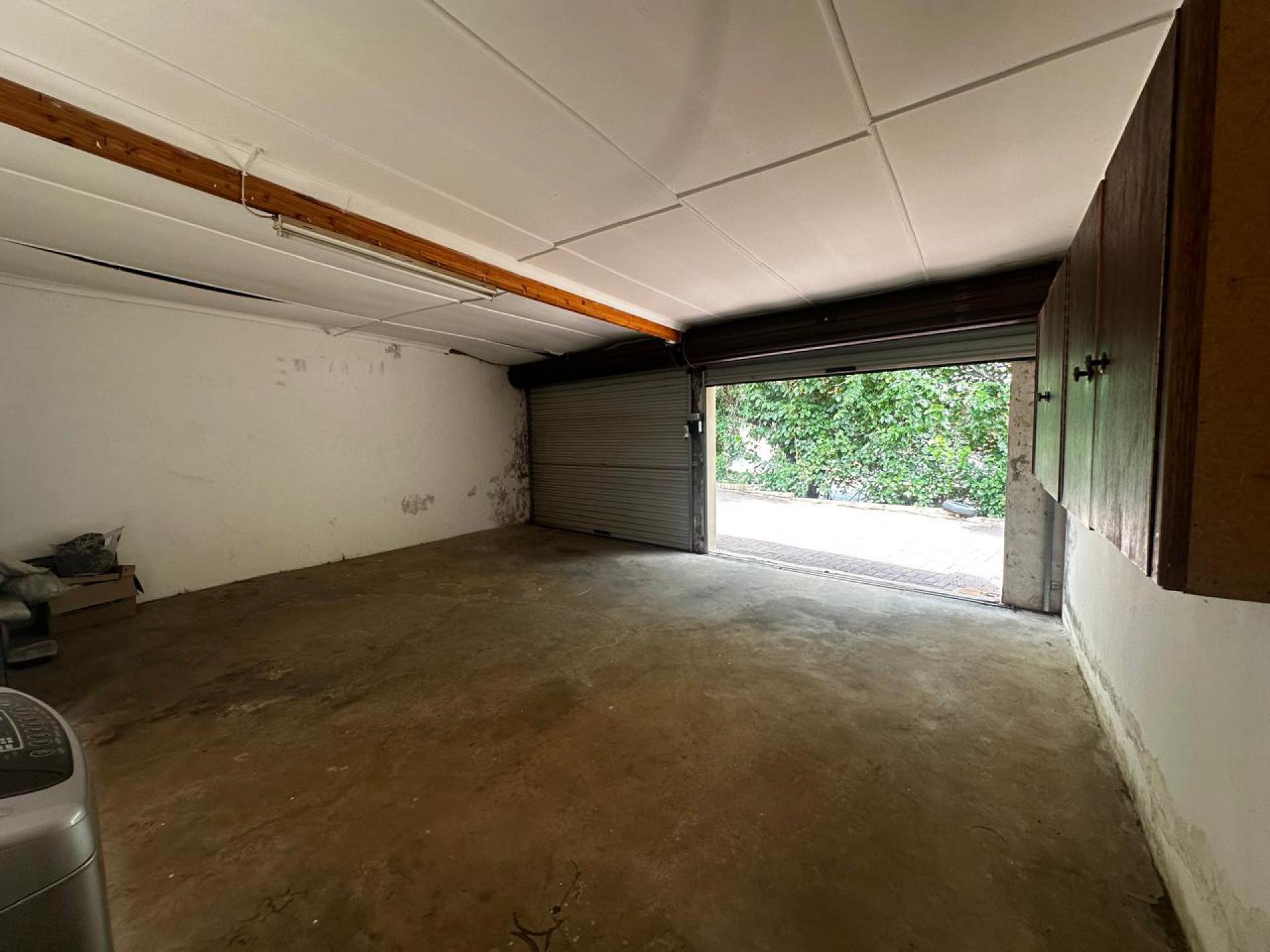 Rooms of property in Arboretum