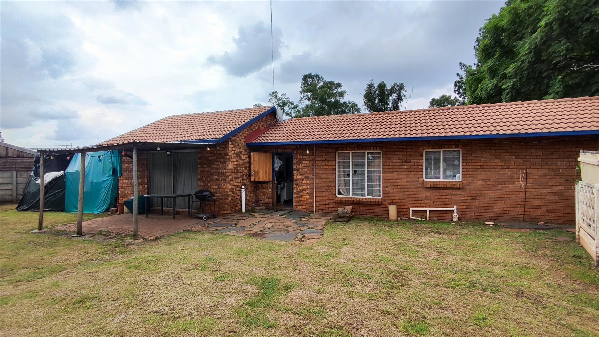 Backyard of property in Brakpan