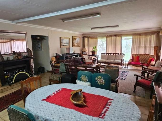 7 Bedroom House for Sale For Sale in Bendor - MR669694