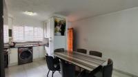 Kitchen - 10 square meters of property in Bedfordview