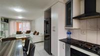 Kitchen - 10 square meters of property in Bedfordview