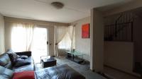 Lounges - 19 square meters of property in Corlett Gardens