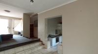 Dining Room - 12 square meters of property in Corlett Gardens