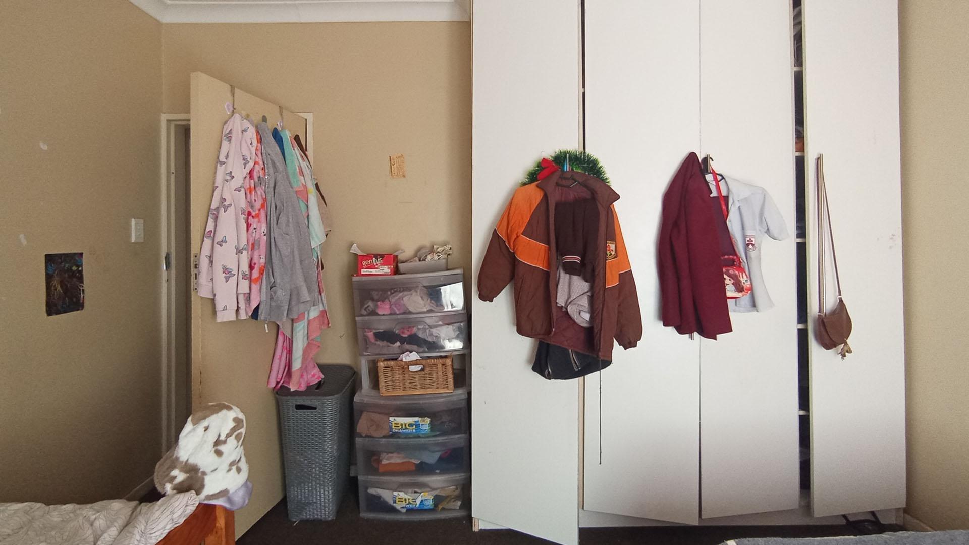 Bed Room 3 - 15 square meters of property in Sinoville